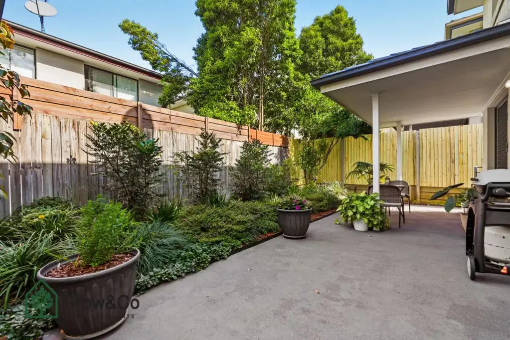 Durack 3Moenga RENOVATED UNIQUE STAND-ALONE TOWNHOUSE WITH NO SHARED WALLS!