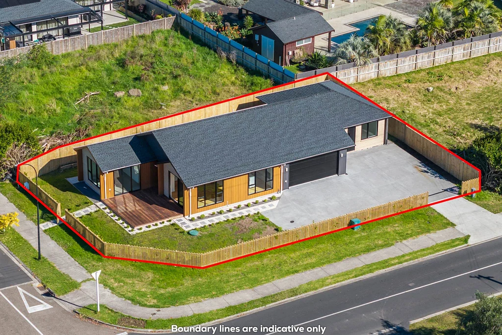 Riverhead 6房  NEW Riverhead Home & Income