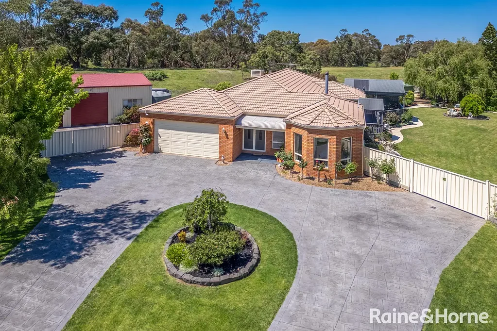 9 Penelope Court, Gisborne, VIC 3437