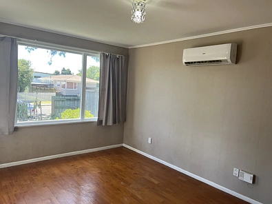 Renovated Family Home in Prime Henderson Location