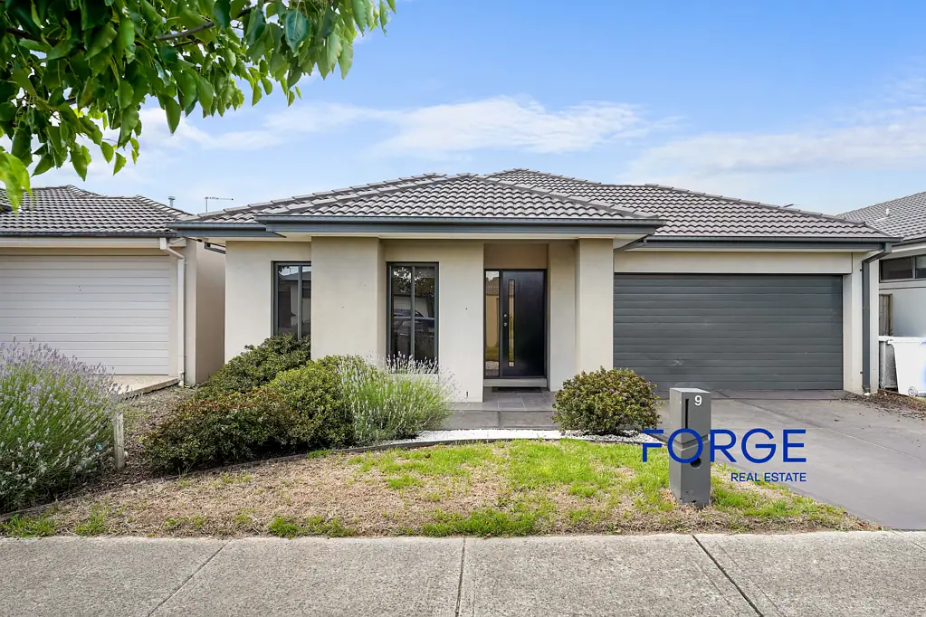 9 Affleck Street, Cranbourne East, VIC 3977