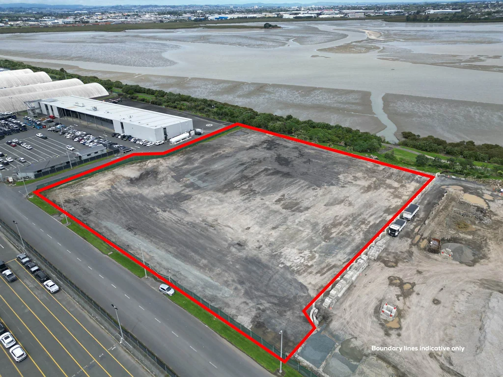 Onehunga SUBSTANTIAL 4,500M² - 13,900M² METALLED YARD