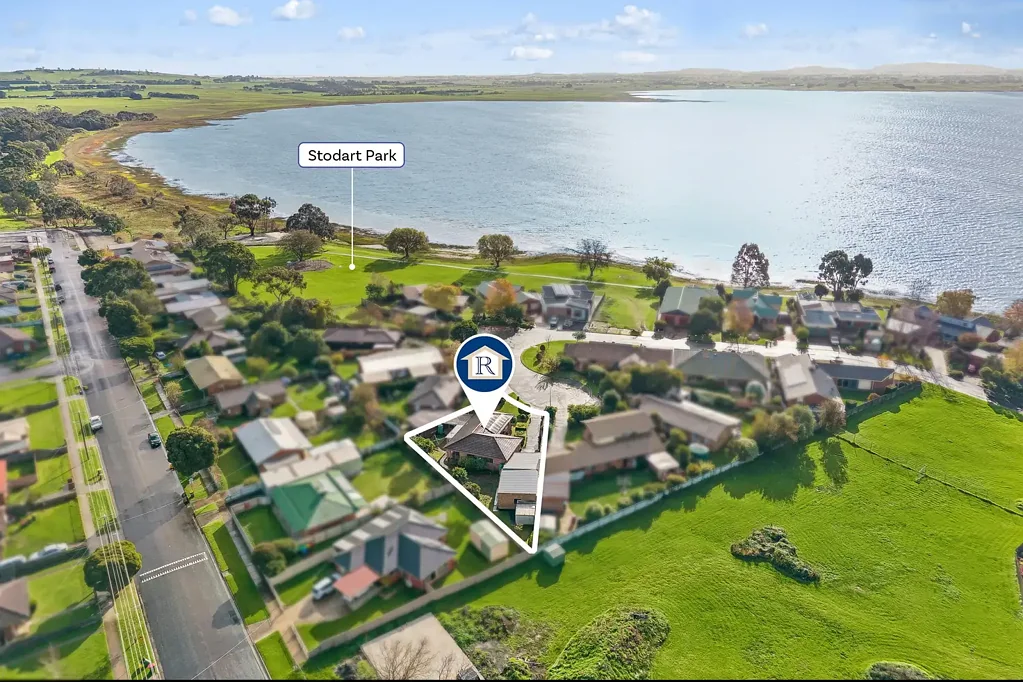 Colac 3ਬੈੱਡਰੂਮ Move In, Modernise and Make It Your Own...
