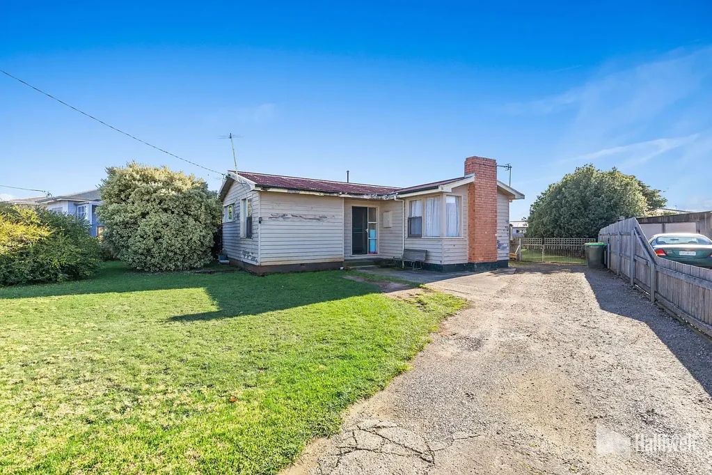 Devonport 3房  Renovator's Delight in Central Location