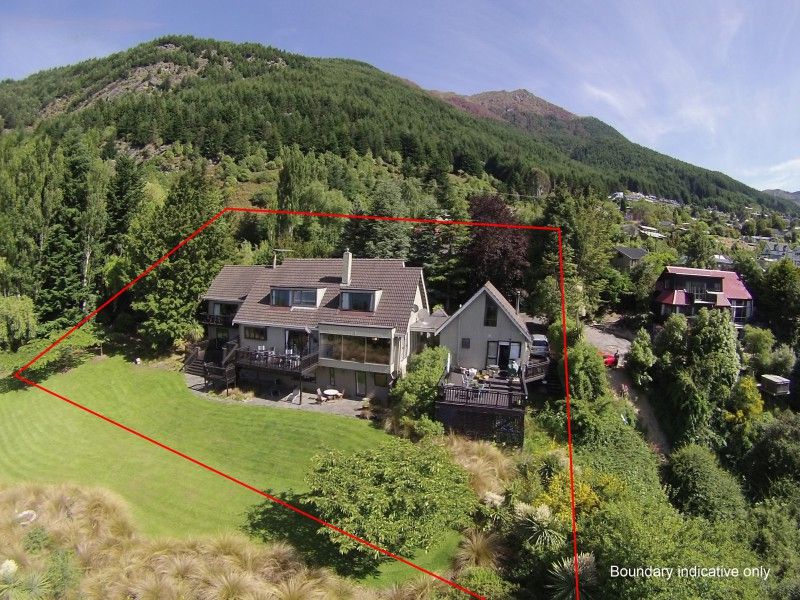 28 Evergreen Place, Fernhill/Sunshine Bay, Queenstown Lakes, 5 chambres, 5 salles de bain