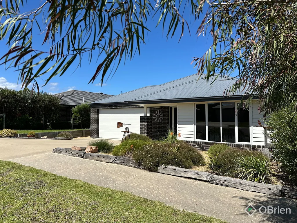 7 Coralyn Drive, Swan Reach, VIC 3903