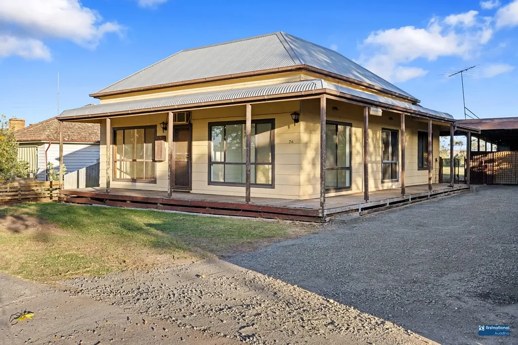 Korumburra 3Zimmer Try your hand at this renovator