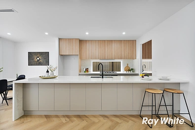 11 Honeypot Circuit, Mickleham, VIC 3064, 5房, 3浴, House