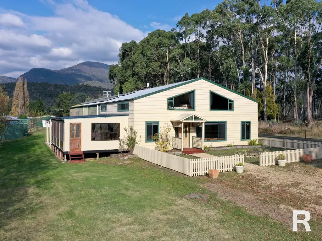 12 Lower Swamp Road, Lachlan, TAS 7140