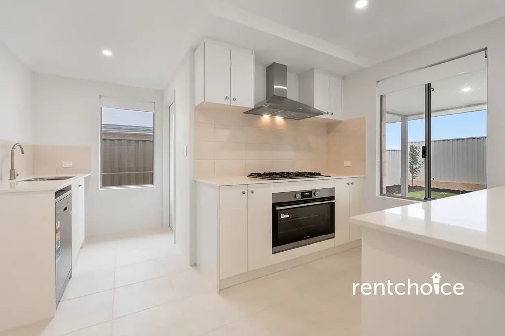Brand new home in Alkimos!