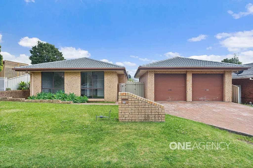 COMFORTABLE FAMILY HOME IN A CONVENIENT LOCATION