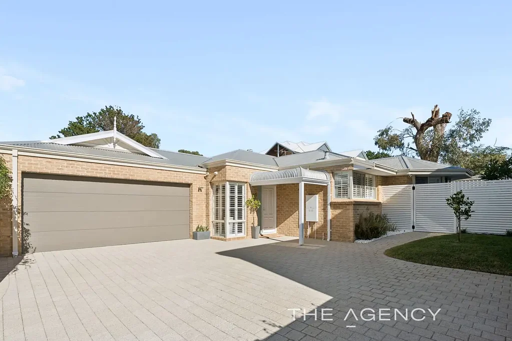North Beach 3Moenga Bespoke Excellence, Opposite the Bush!