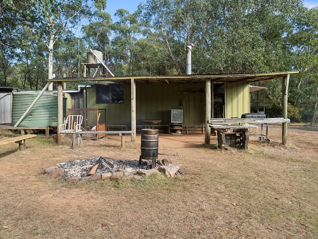 100 Facey Drive, Tolmie, VIC 3723