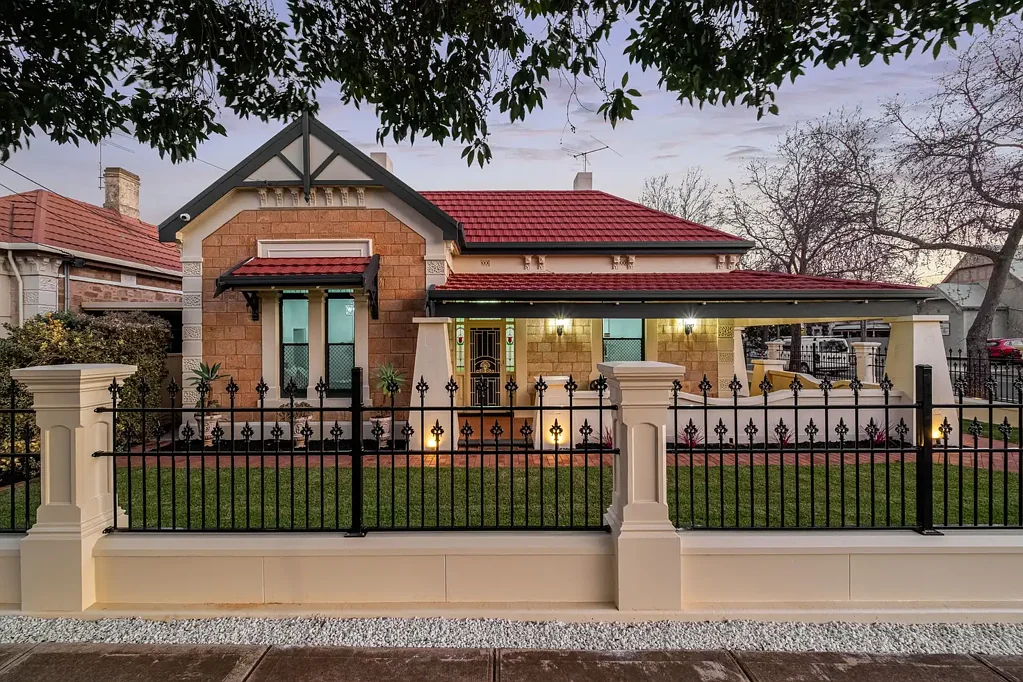 Mile End 4कमरा Grand Return Verandah Villa � Character, Space & Lifestyle on a Prized Corner Al