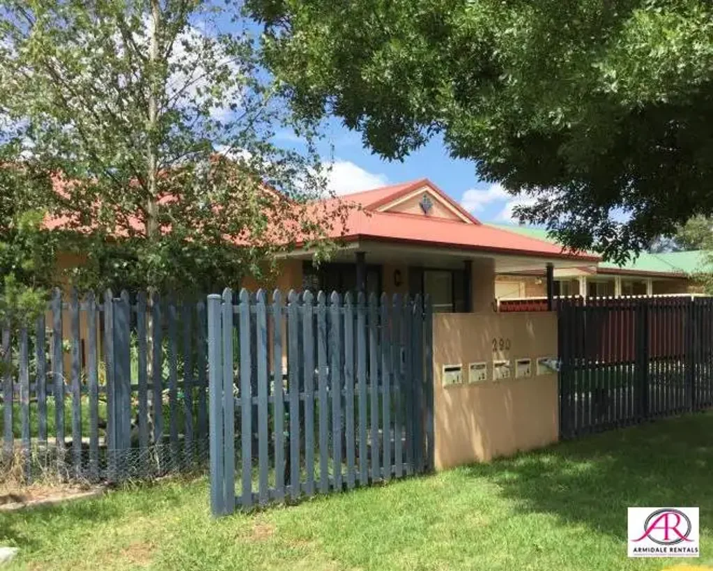 AFFORDABLE ACCOMMODATION- SHARE HOUSE