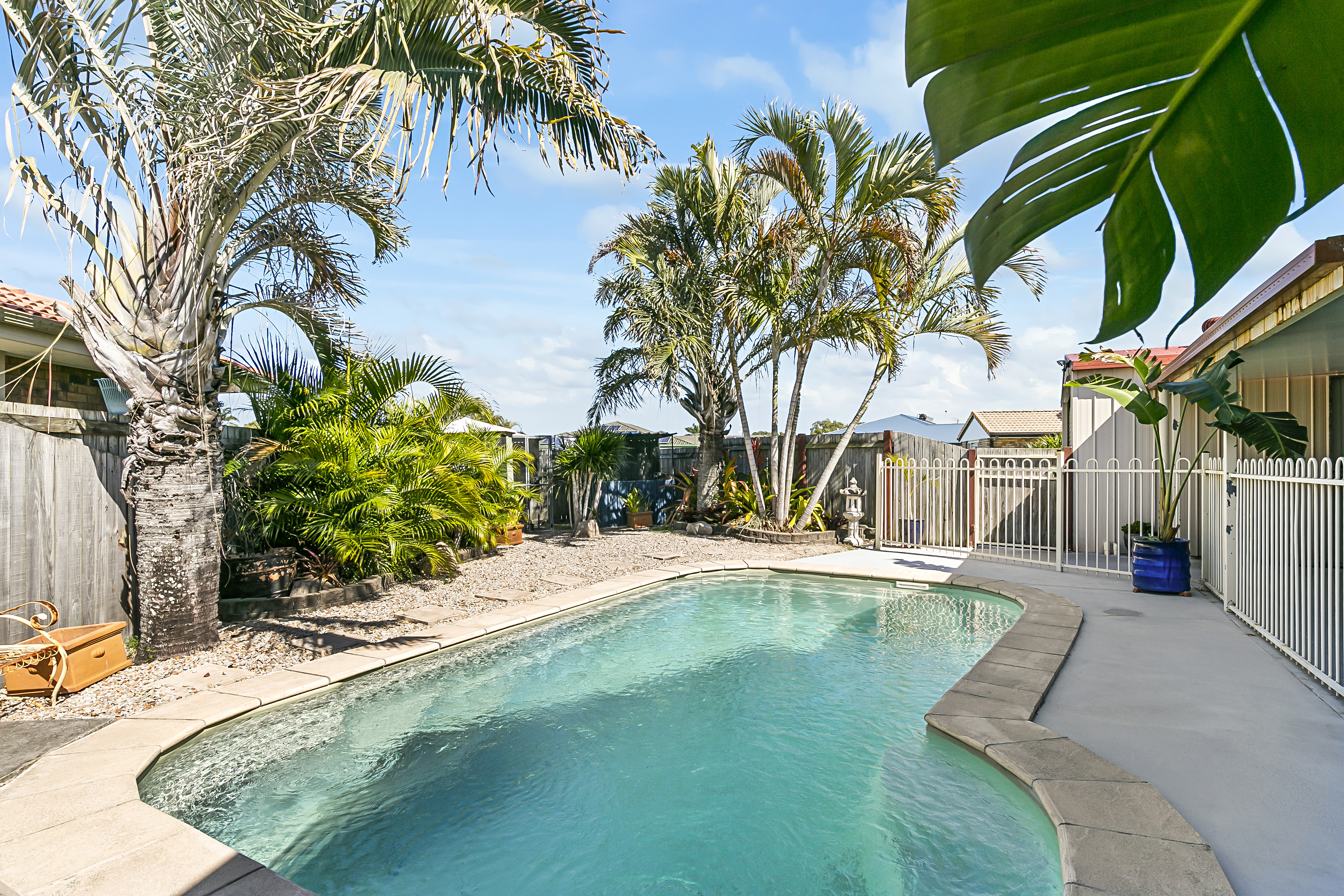 4 SPRAY CT, BEACHMERE QLD 4510, 0房, 0浴, House