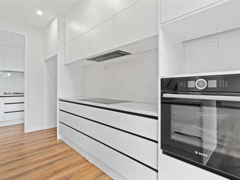Spacious 5-Bedroom Home in New Lynn