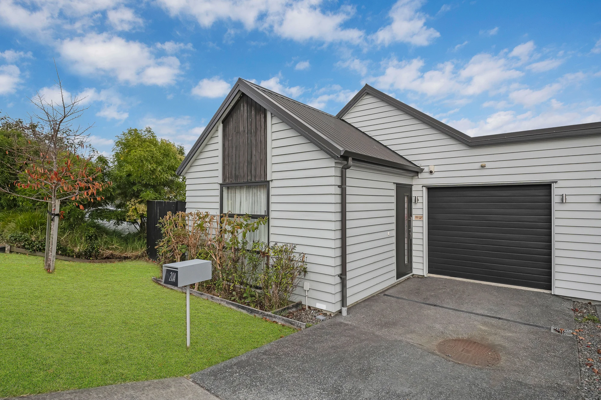 Papakura 3房  Style Meets Smart Living | Seriously For Sale