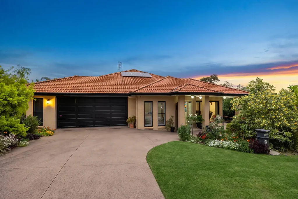 26 Tradewinds Avenue, Summerland Point, NSW 2259