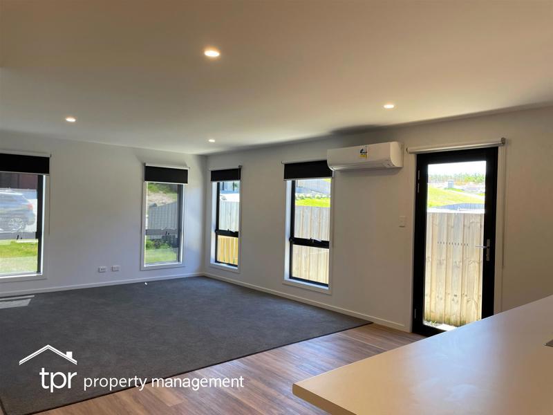 UNIT 1 6 DEBRA PL, HUONVILLE TAS 7109, 0房, 0浴, Unit