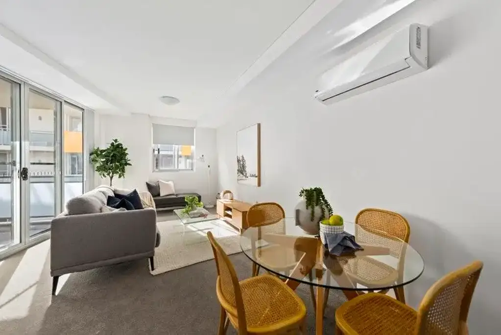 Schofields 2 Bedroom Beautiful Two Bedroom Apartment in the Heart of Schofields