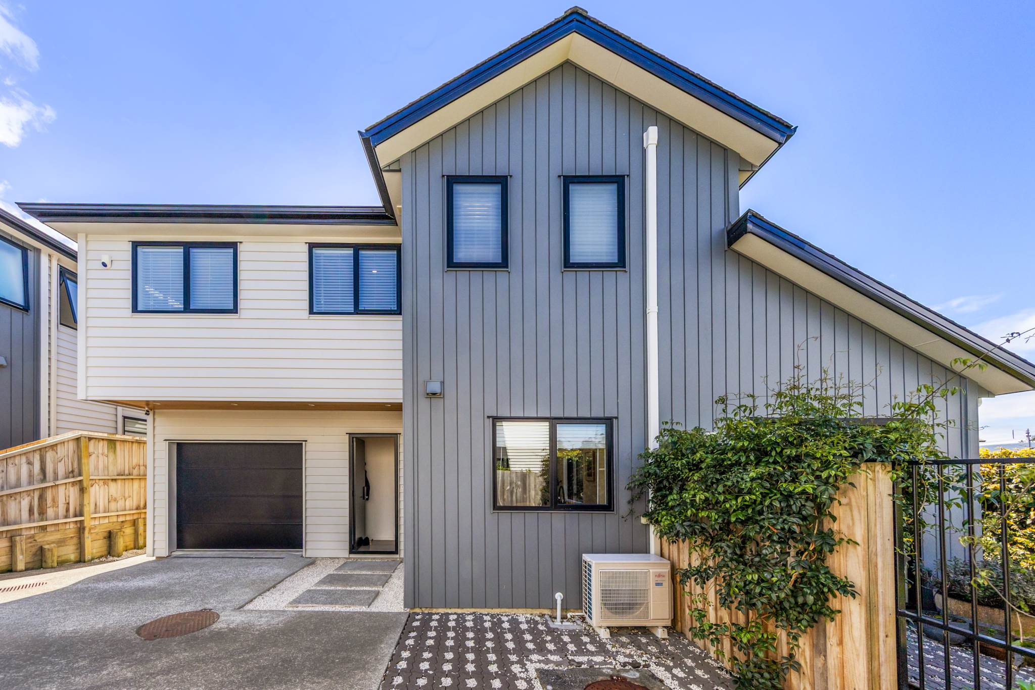 16D Lyndhurst Street, Waiotaiki Bay