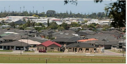 政府希望地方议会释放更多建地 房价问题成为今年工作重点
