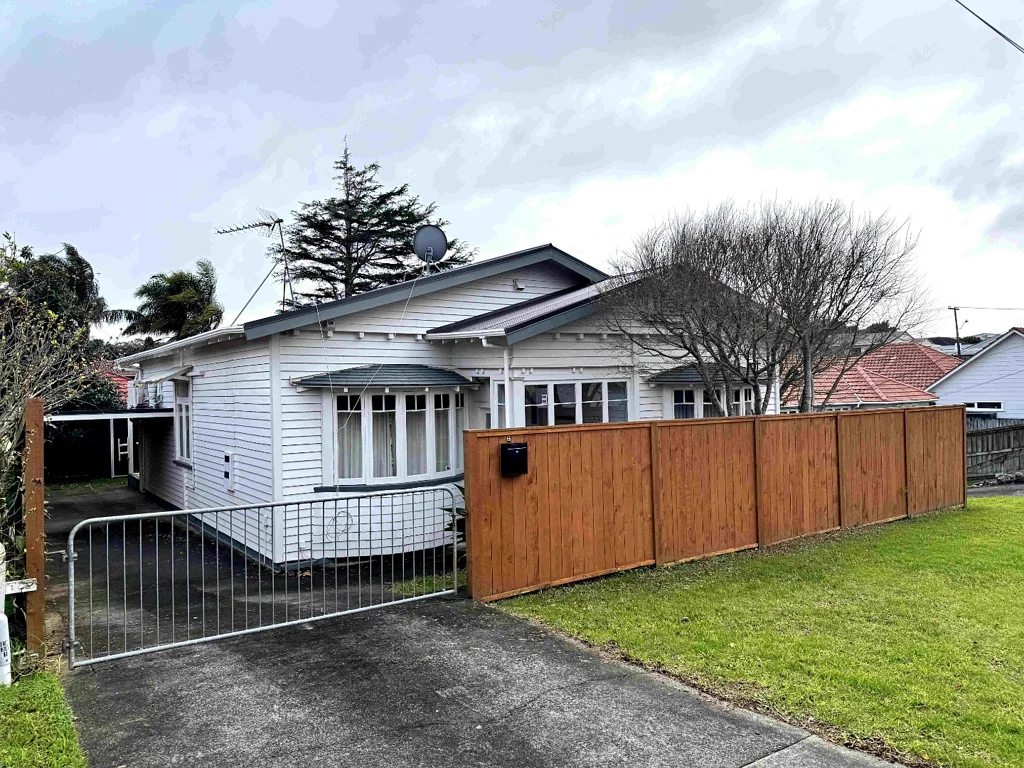 Fabulous Family Home in One Tree Hill