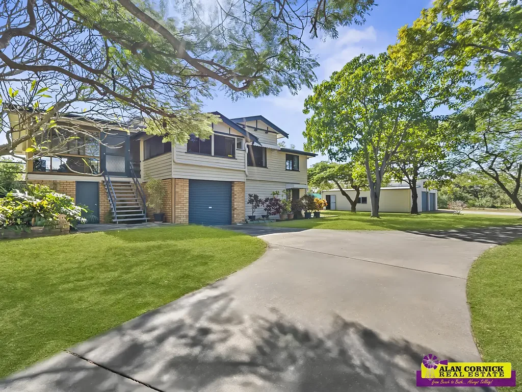 Kawana 3침실 1 Farm Street – 10 Acres on Two Titles – Rare Fitzroy Riverfront Offering