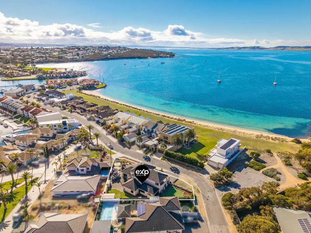 Port Lincoln 4બેડરૂમ Coastal Grandeur with Unmatched Lifestyle Appeal