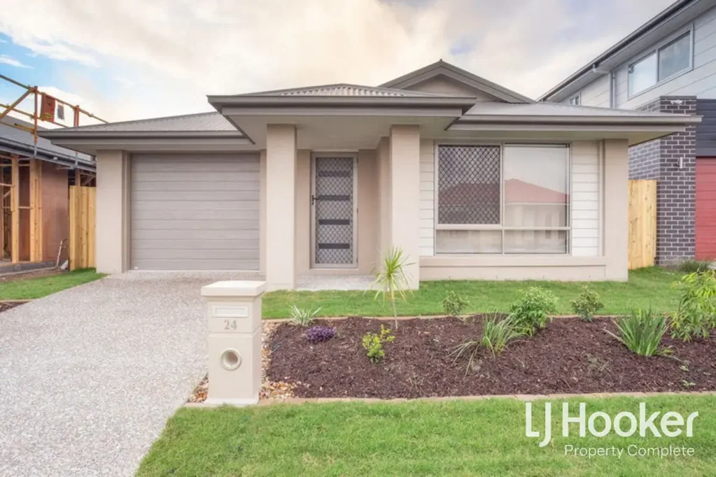 Modern 3 Bedroom Home Offering Family Lifestyle!