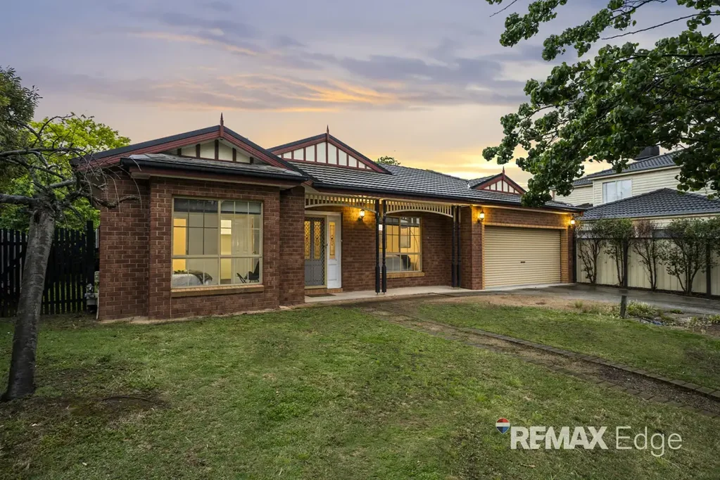 Werribee 4Zimmer Spacious Family Haven in a Prime Werribee Location