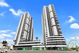 2204/420 Macquarie Street, Liverpool