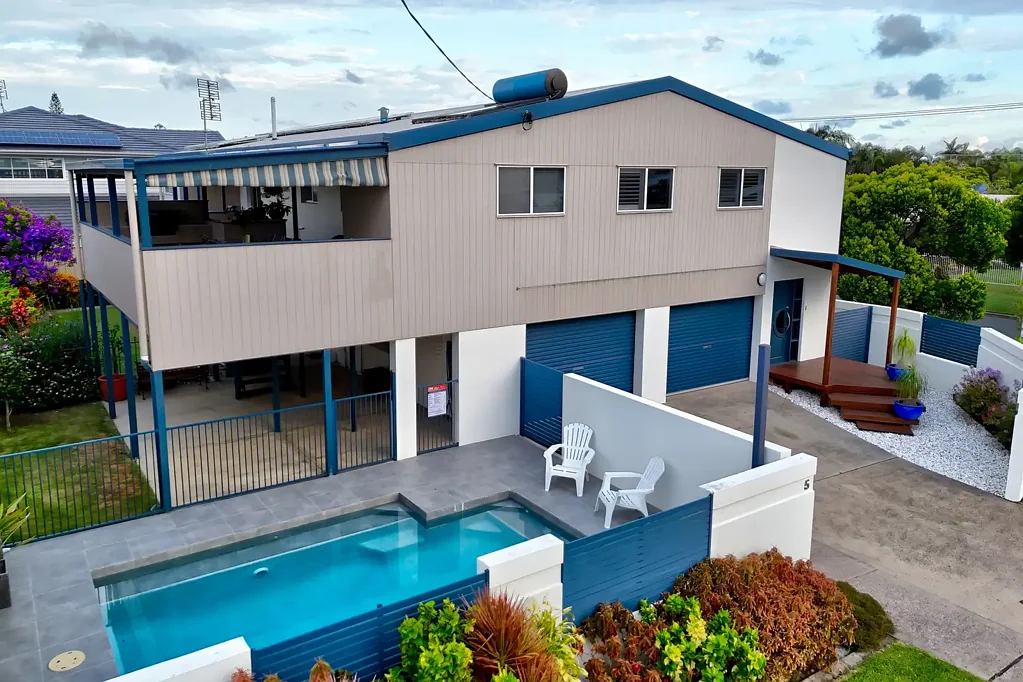 Warana 4部屋 PRIME BEACHSIDE POSITION - RARE DUAL LIVING OPPORTUNITY