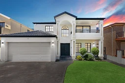 90 Pringle Avenue, Bankstown