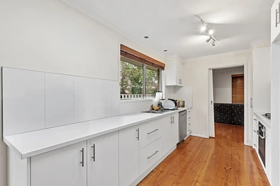 8 Thirlmere Court, Berwick, VIC 3806, 4 slaapkamers, 1 badkamers, House