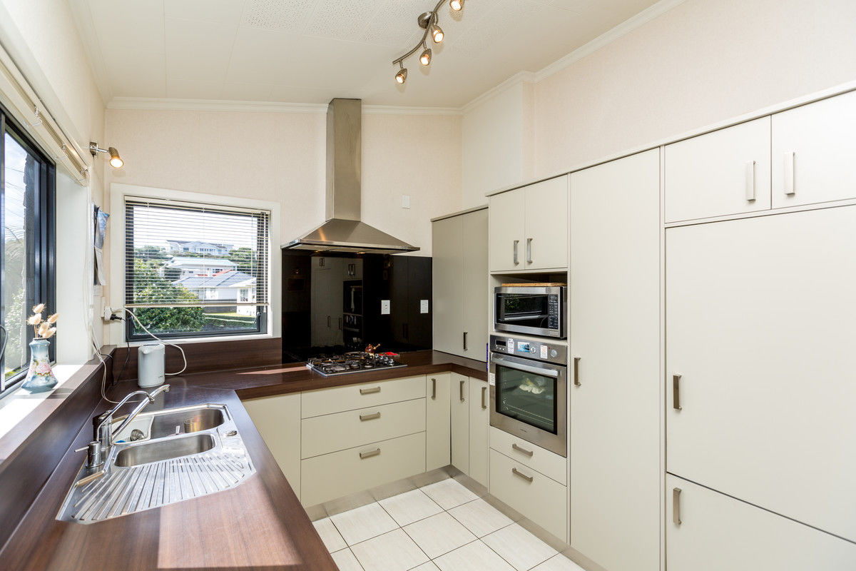 35 Birdwood Avenue, Moturoa, New Plymouth, 3 રૂમ, 2 બાથરૂમ