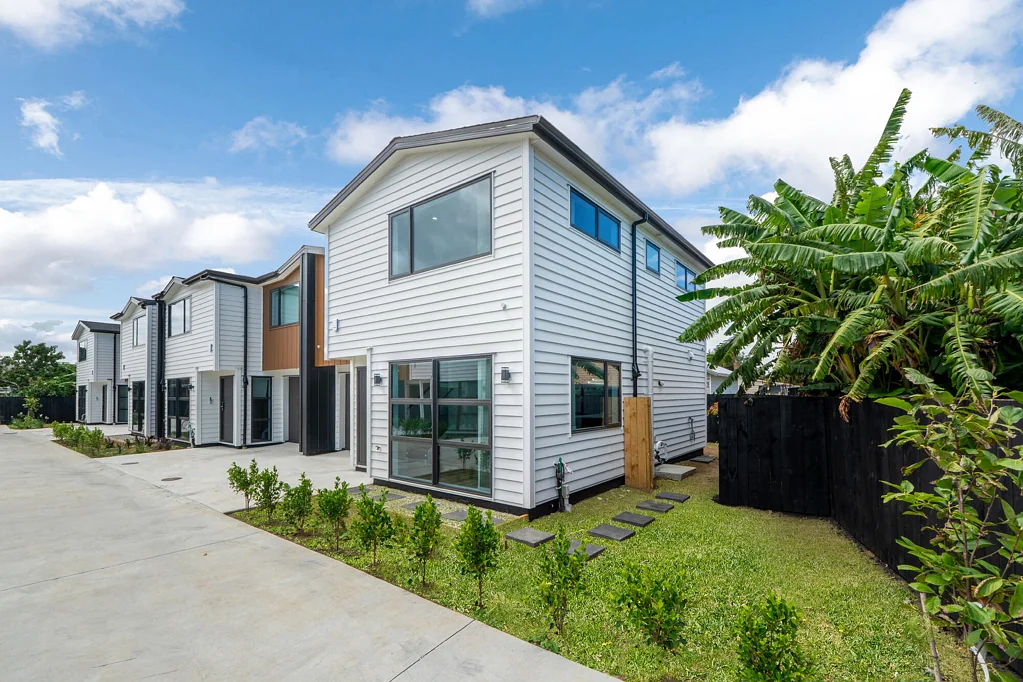 Otahuhu 5ห้องนอน Brand-New in Otahuhu East- Unbelievable Price!