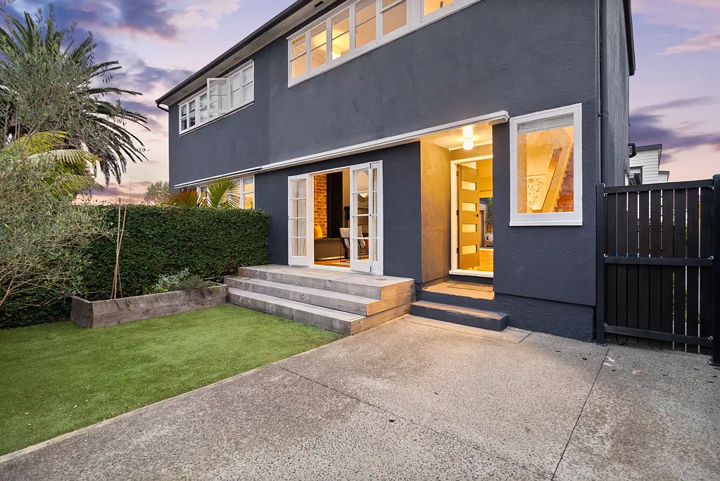 1092 Great North Road, Point Chevalier, Auckland City, Auckland