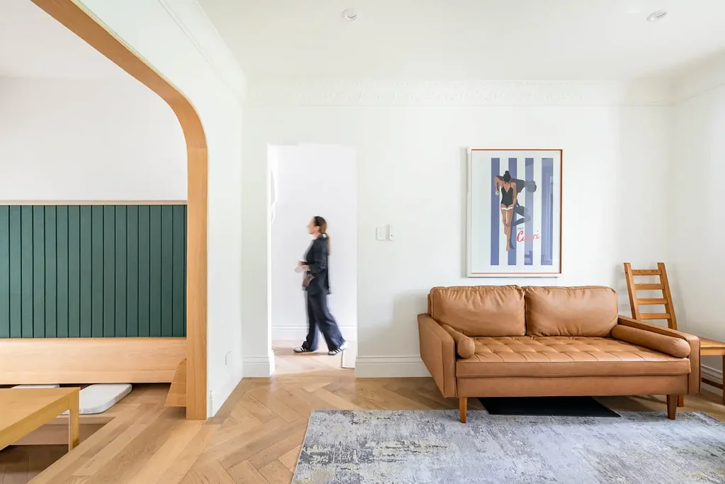 Newly built high-end 3-bedroom home opposite park