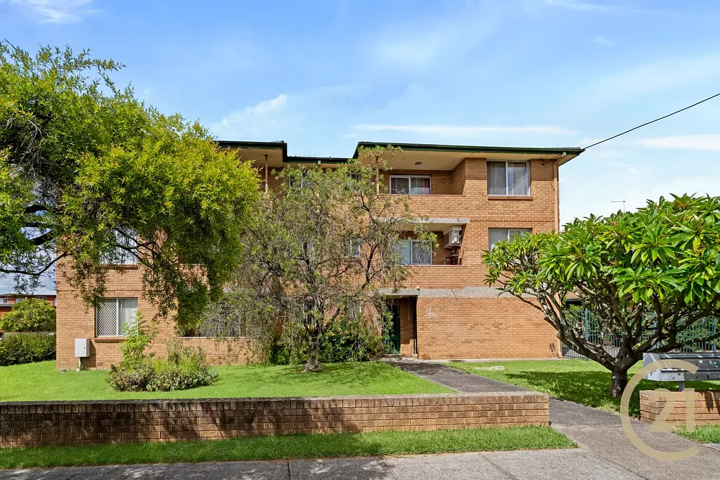 9/248 River Avenue, Carramar, NSW 2163