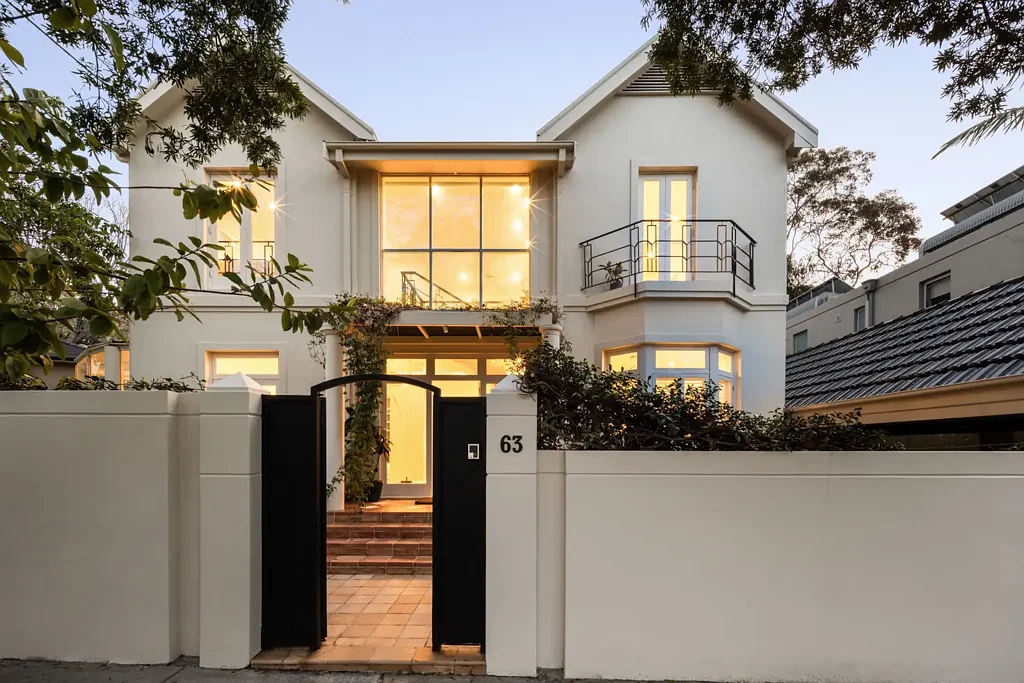 Double Bay 4 Bedroom Prestigious Freestanding Residence Moments from Cooper Park