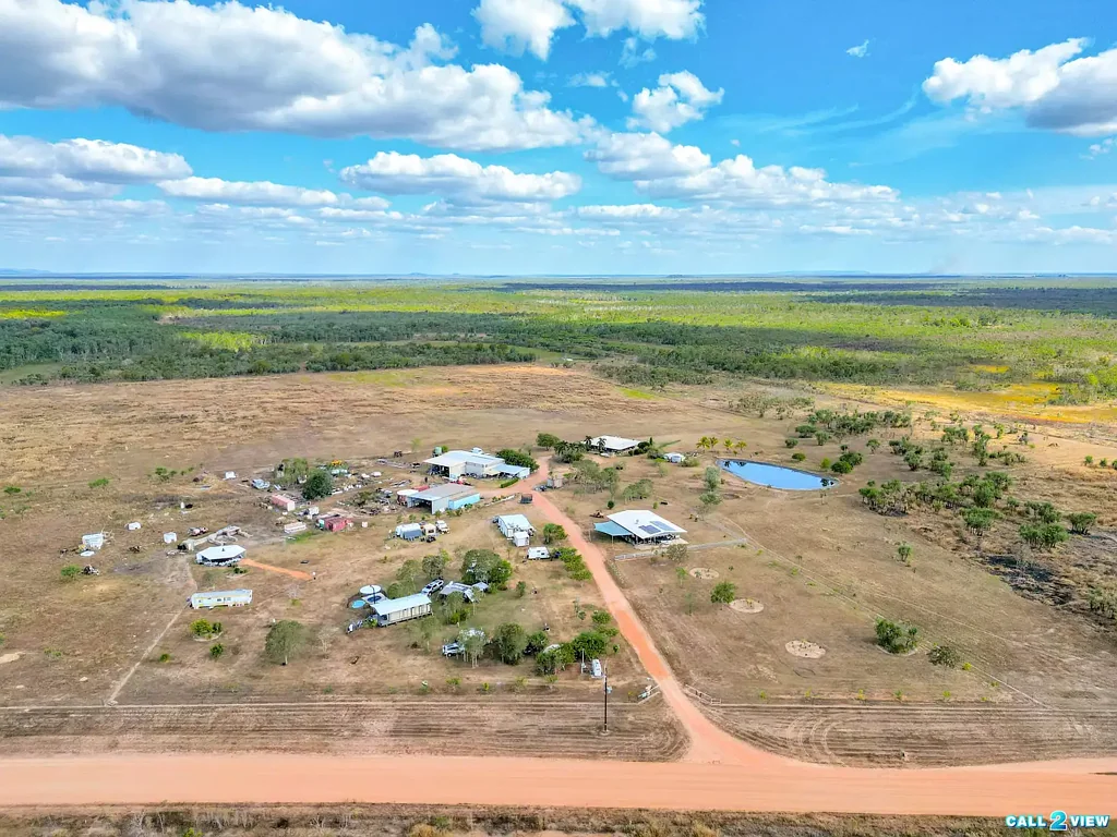 Bynoe 8 Slaapkamer Prime 284-Acre Bynoe Property - Endless Potential on the Finnis River