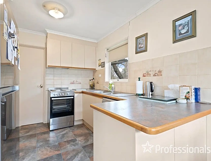 8 Moira Avenue, Ferntree Gully, East Melbourne, 3 Bedrooms, 1 Bathrooms, House