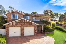 3 HANNAH PL, Mount Annan