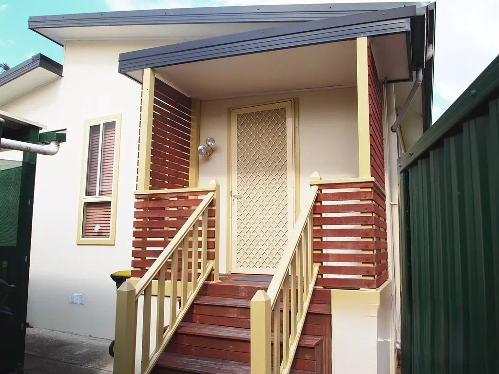Well presented granny flat in peaceful location