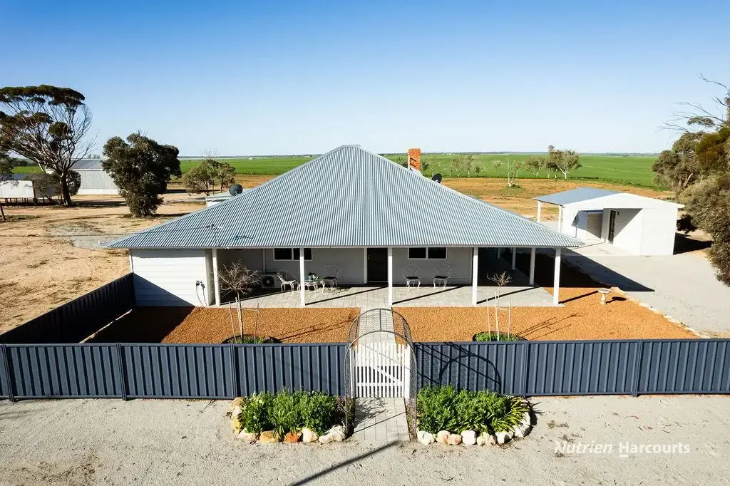 Nukarni Dream Rural Lifestyle Opportunity on 30 Acres