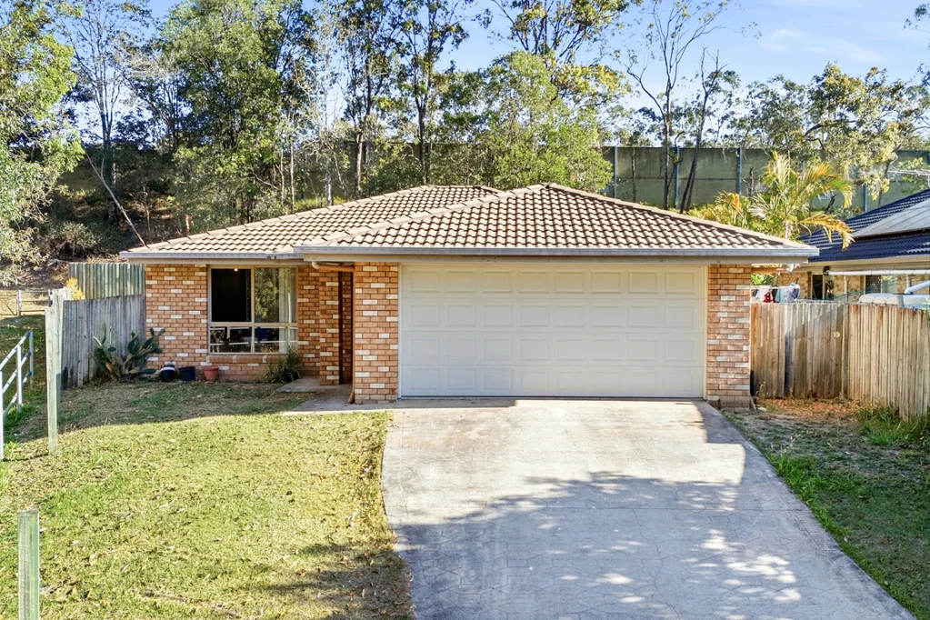 Parkinson 4침실 Private Family Living within Stretton State College catchment