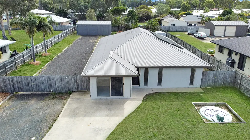 Modern 4-Bedroom Home on Generous Block in Peaceful Moore Park Beach