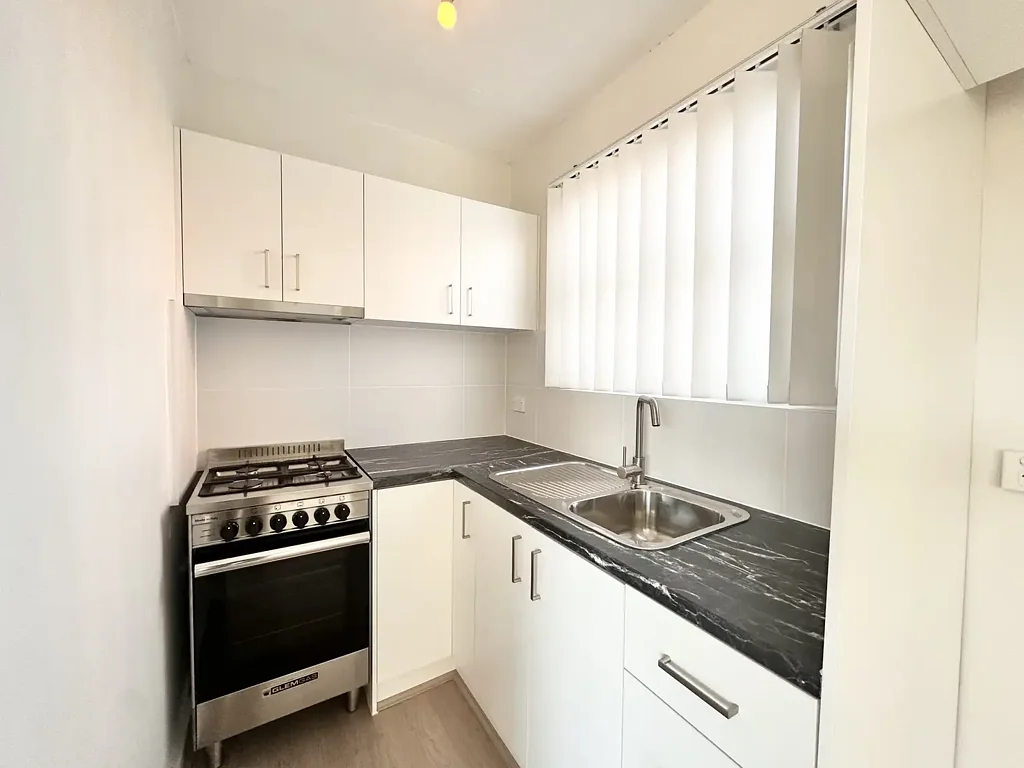Completely Renovated, Ground Floor Unit!!